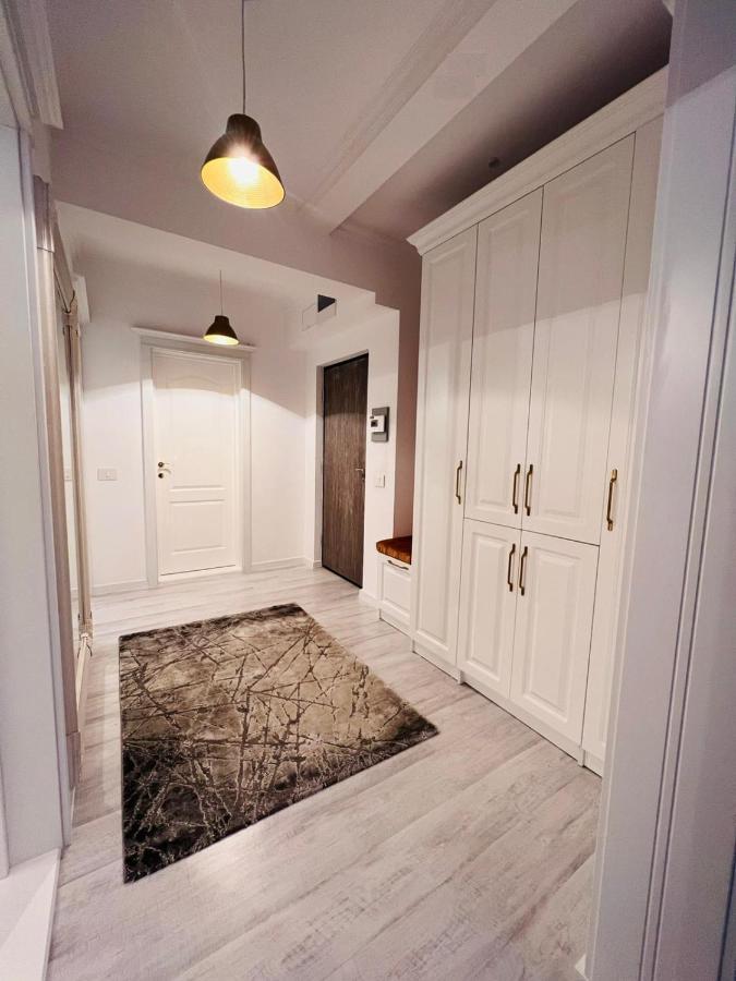 Apartament Larysse Oradea Exteriör bild